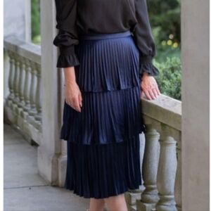 Dainty Jewells Elegant Navy Pleated Midi Skirt